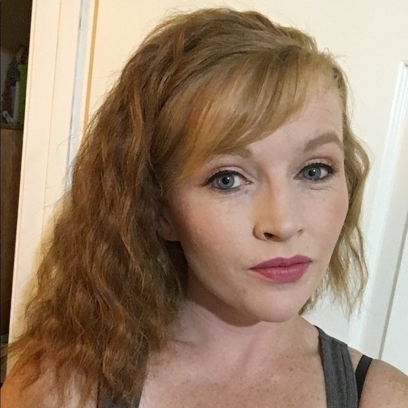 Meet your Posher, Shelby - Picture 1 of 1